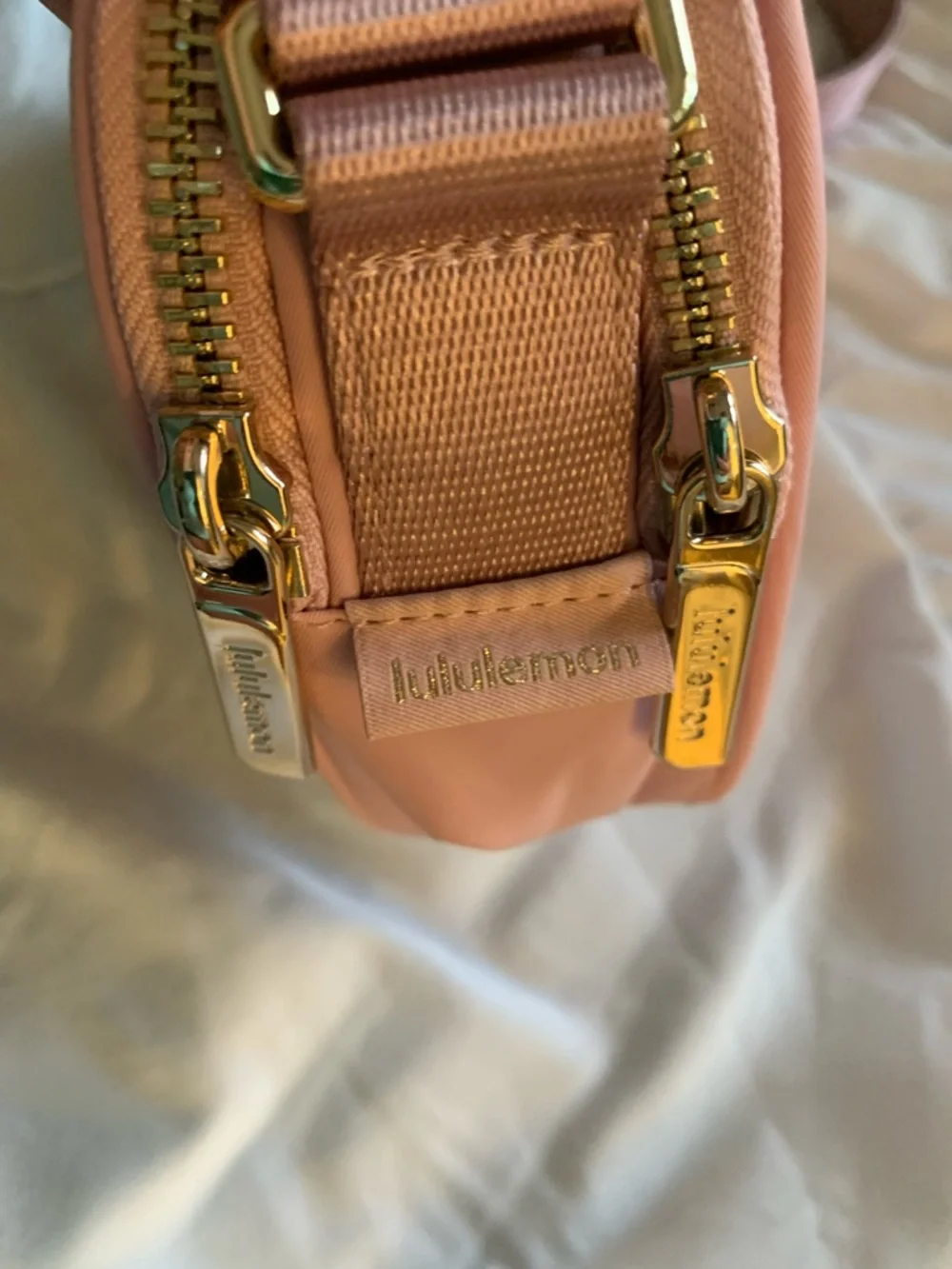 lululemon athletica Crossbody Camera Bag
